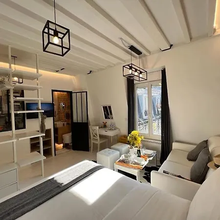 Apartment Equipe A Nation Xi-tout Confort